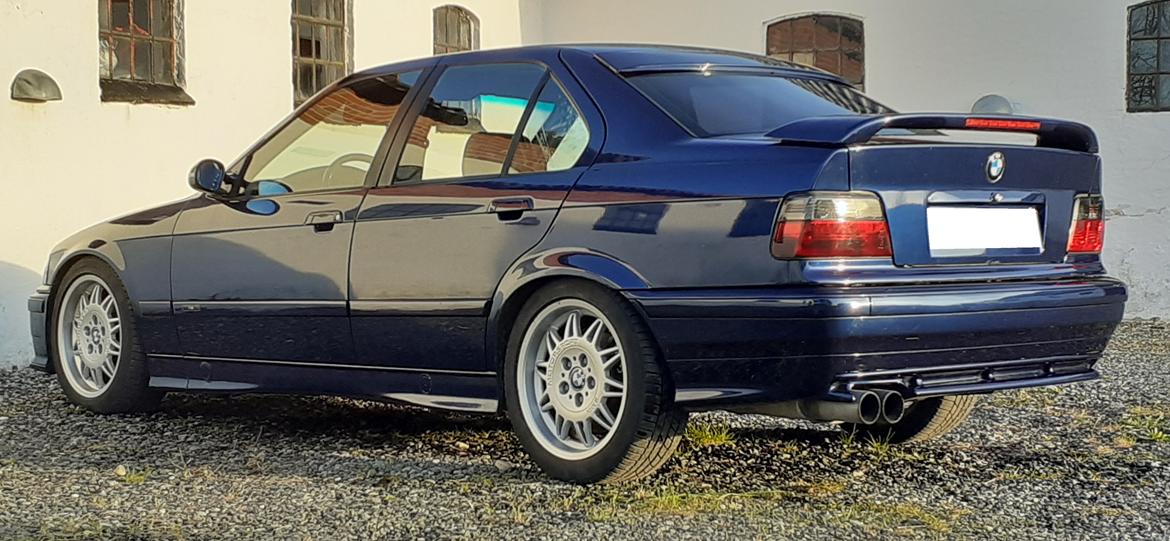 BMW E36 ///M325tds Sedan billede 1