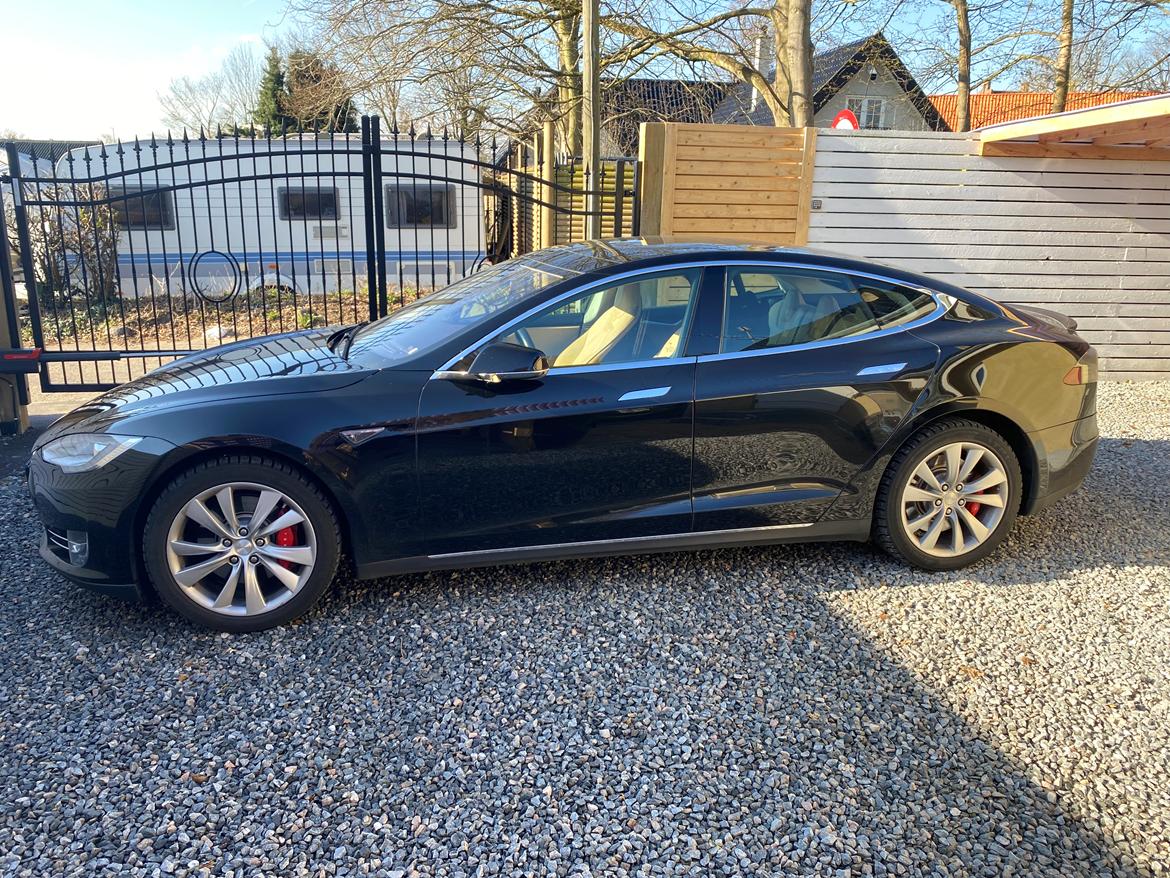 Tesla S P85+ billede 2