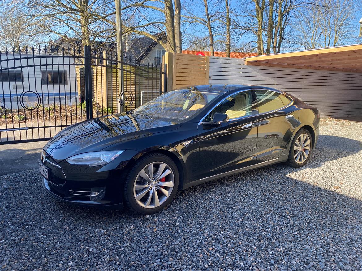 Tesla S P85+ billede 3