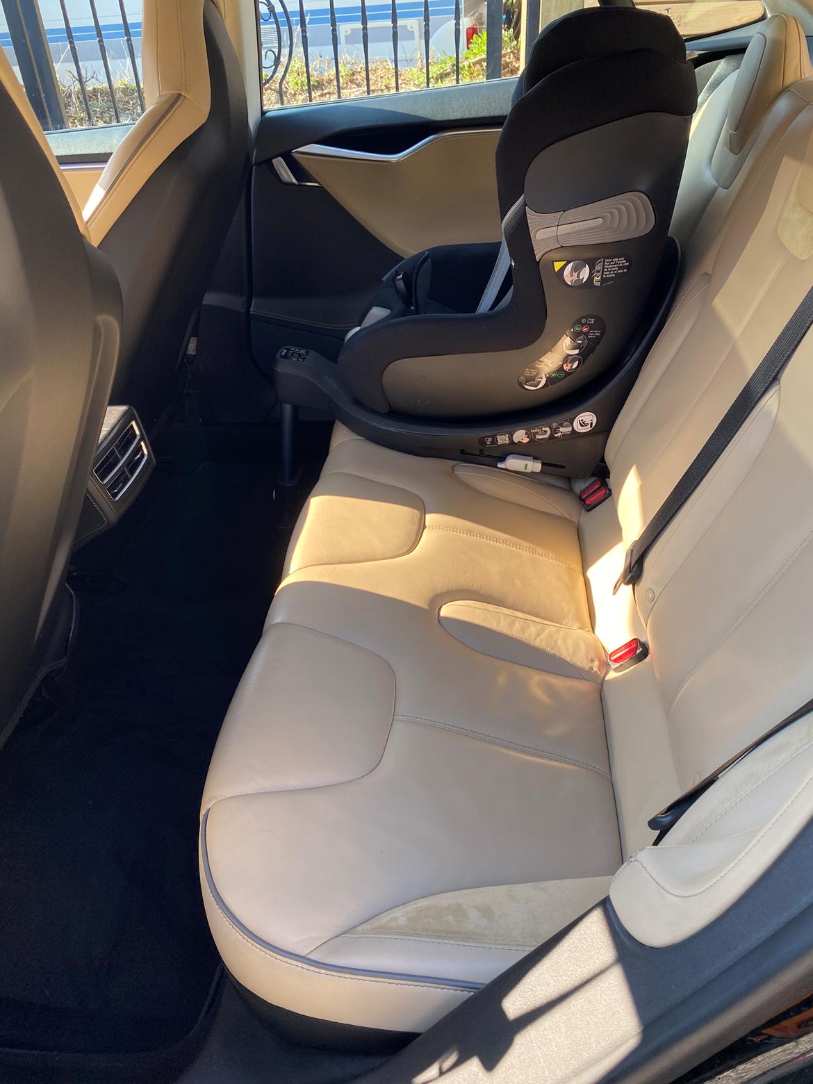 Tesla S P85+ billede 16