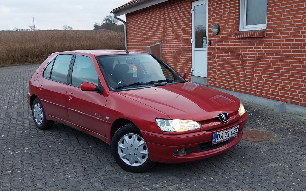 Peugeot 306 Champion Edition ¨Der Französische Löwe¨ - Fine vogn da!" billede 1
