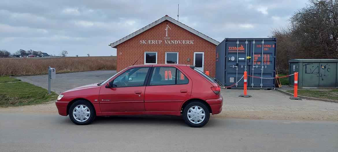 Peugeot 306 Champion Edition ¨Der Französische Löwe¨ - Ja den fik ny førerdør i 2001 billede 4
