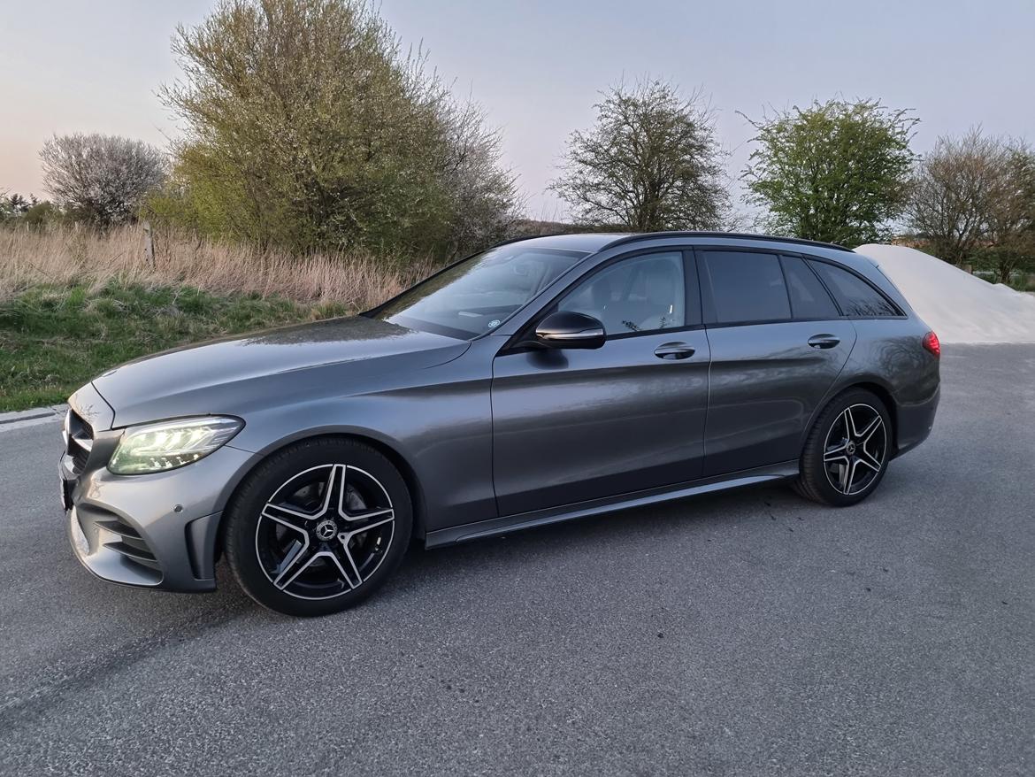 Mercedes Benz C Klasse - 220d AMG Line billede 1