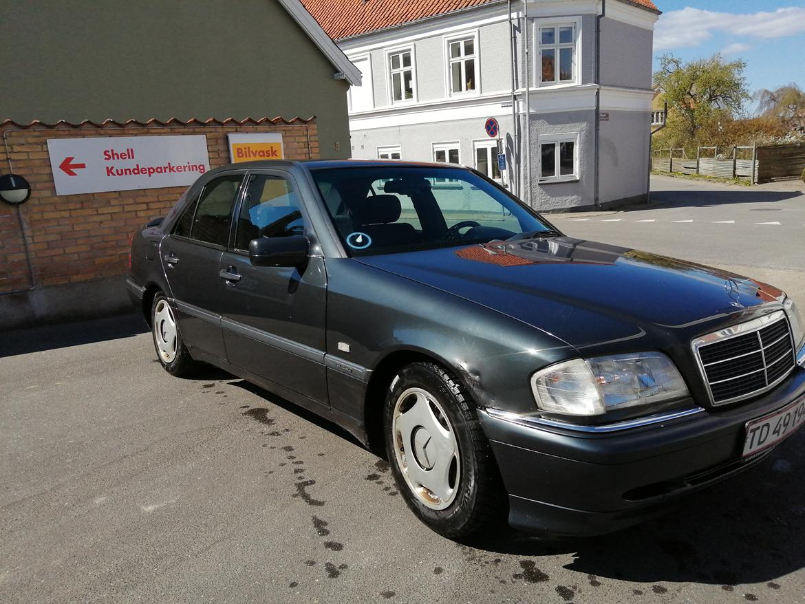 Mercedes Benz 1,8 elegance benzin billede 6