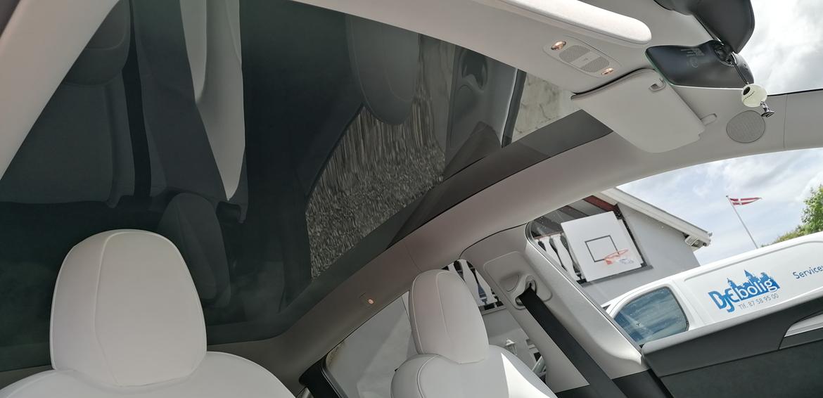 Tesla Y Performance  billede 6