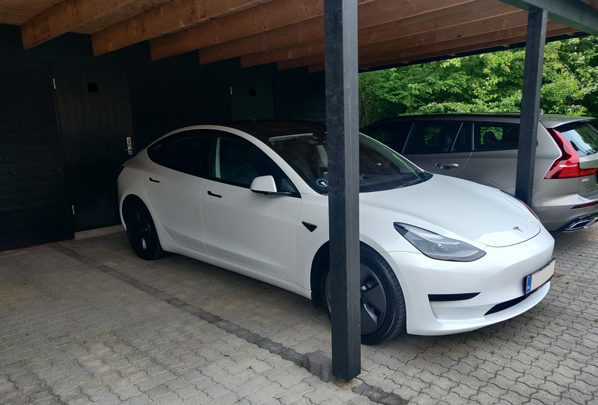 Tesla Model 3 Standard Range Plus billede 1