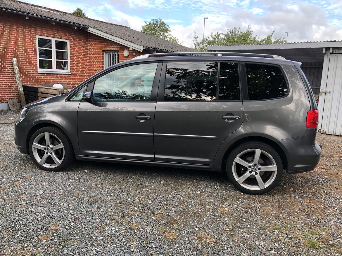 VW Touran 1.6 TDI Highline billede 1