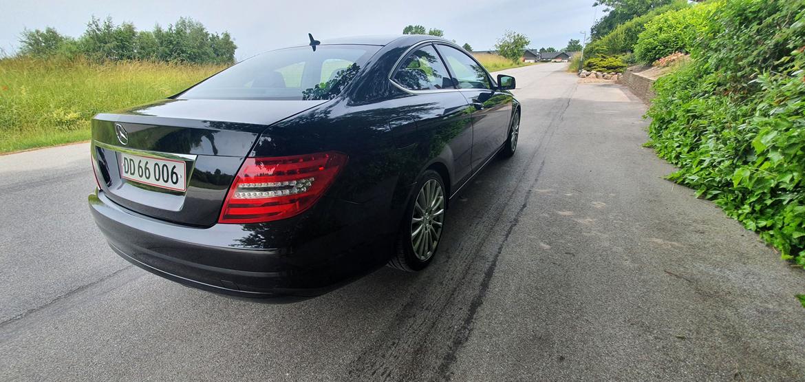 Mercedes Benz C- coupé (SOLGT) billede 3