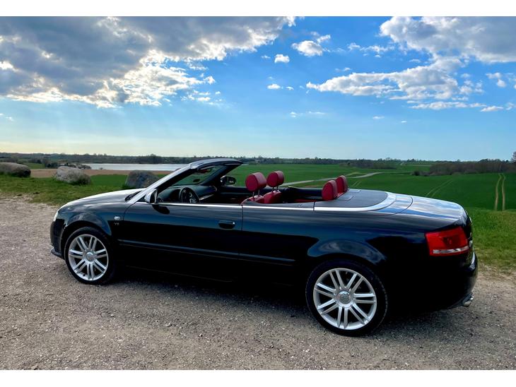 {{currentPhoto.altText}} billede {{currentPhoto.number}}