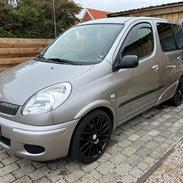 Toyota Yaris verso