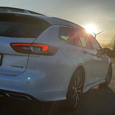 Opel Insignia Sport  Tourer OPC LINE