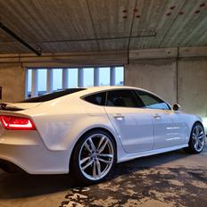 Audi A7 (RS7 optik)