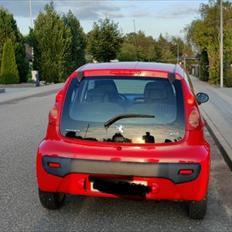 Peugeot 107 (SOLGT)