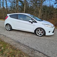 Ford Fiesta mk7 1,6 Sport