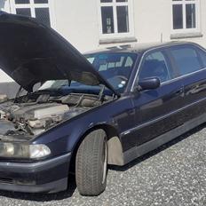 BMW E38 740iLA (Tidl. ministerbil)