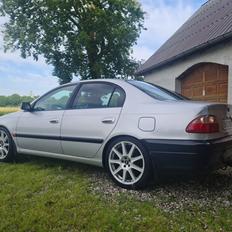 Toyota Avensis - 2,0