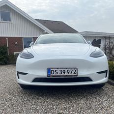 Tesla Model Y Long Range