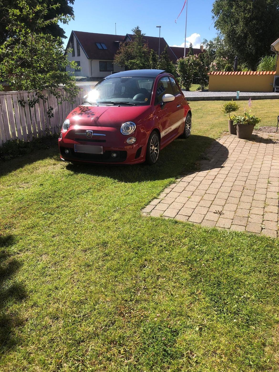 Abarth Fiat 500 Abarth billede 2