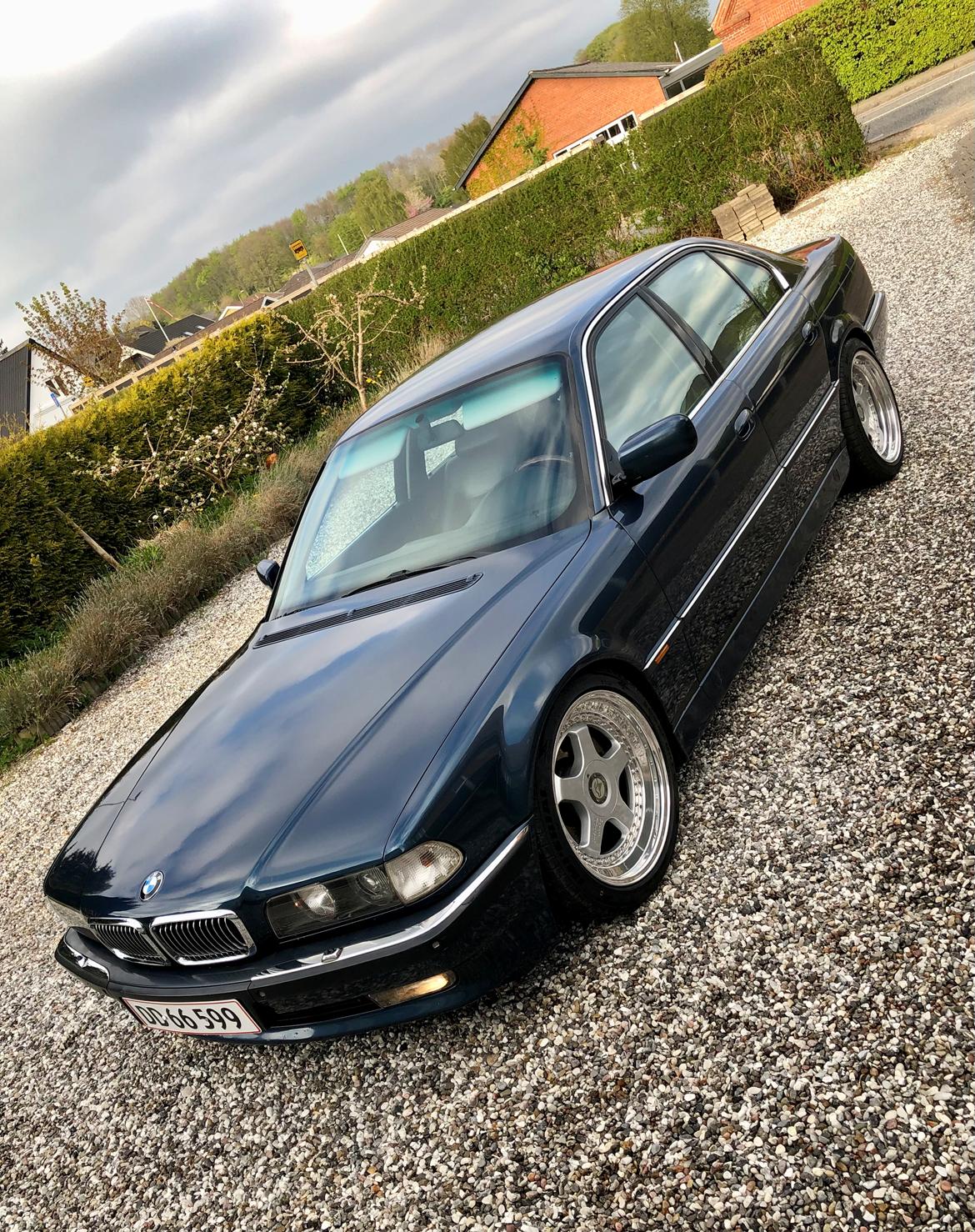 BMW 750i v12 billede 6