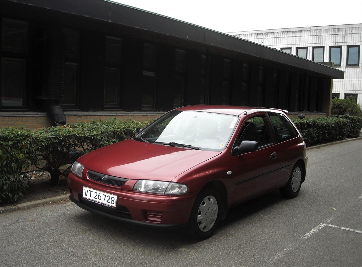 Mazda 323P Sport 1.5 16v Coupehatch - Photoshoot d. 7/9-22 billede 3