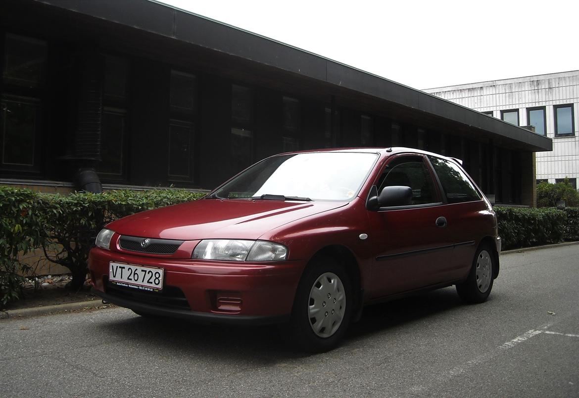 Mazda 323P Sport 1.5 16v Coupehatch - Photoshoot d. 7/9-22 billede 4