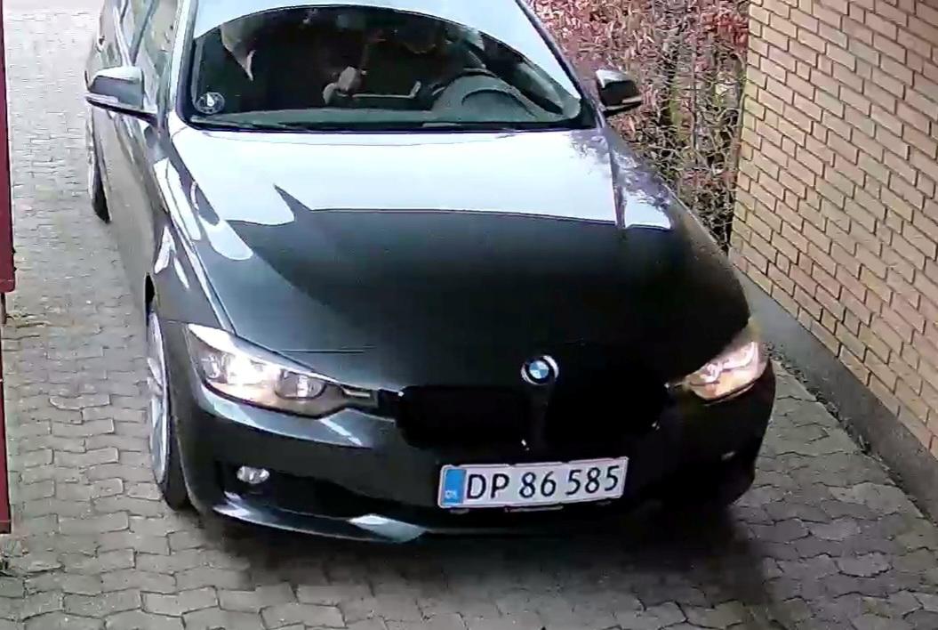 BMW 320i F30 "SOLGT" billede 4