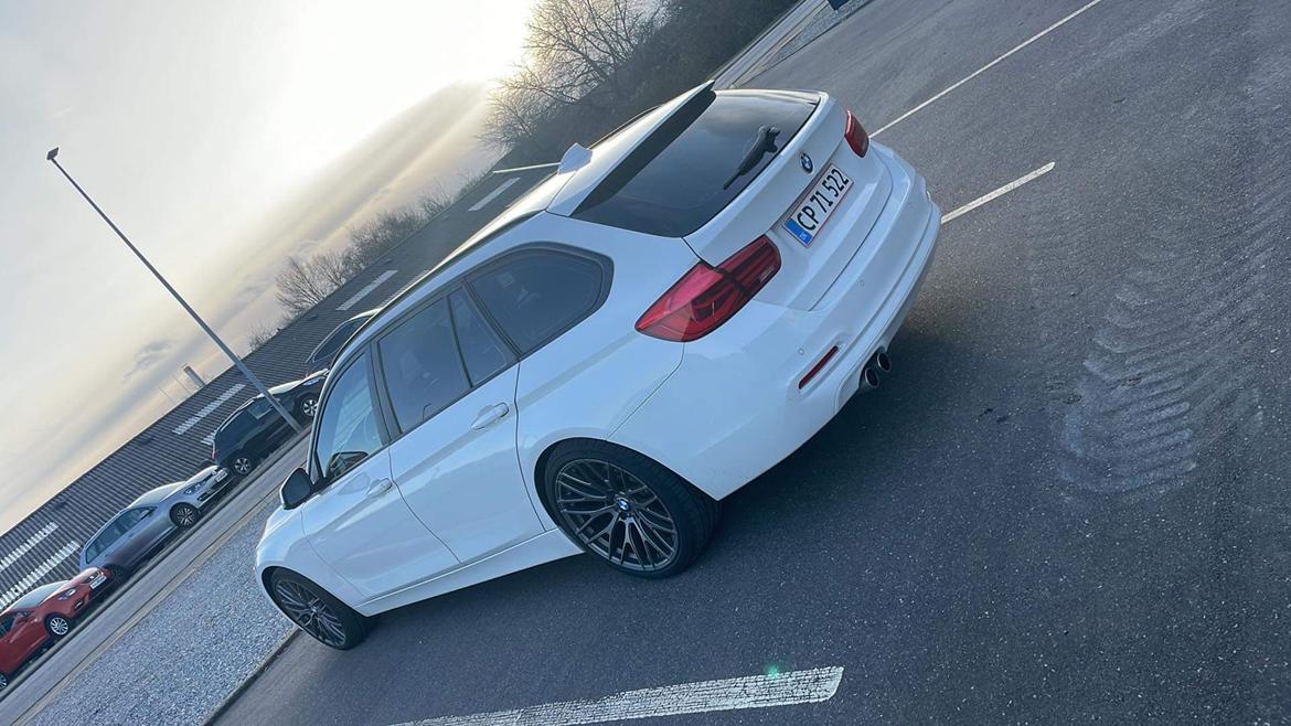 BMW 320D LCI (Solgt) billede 6