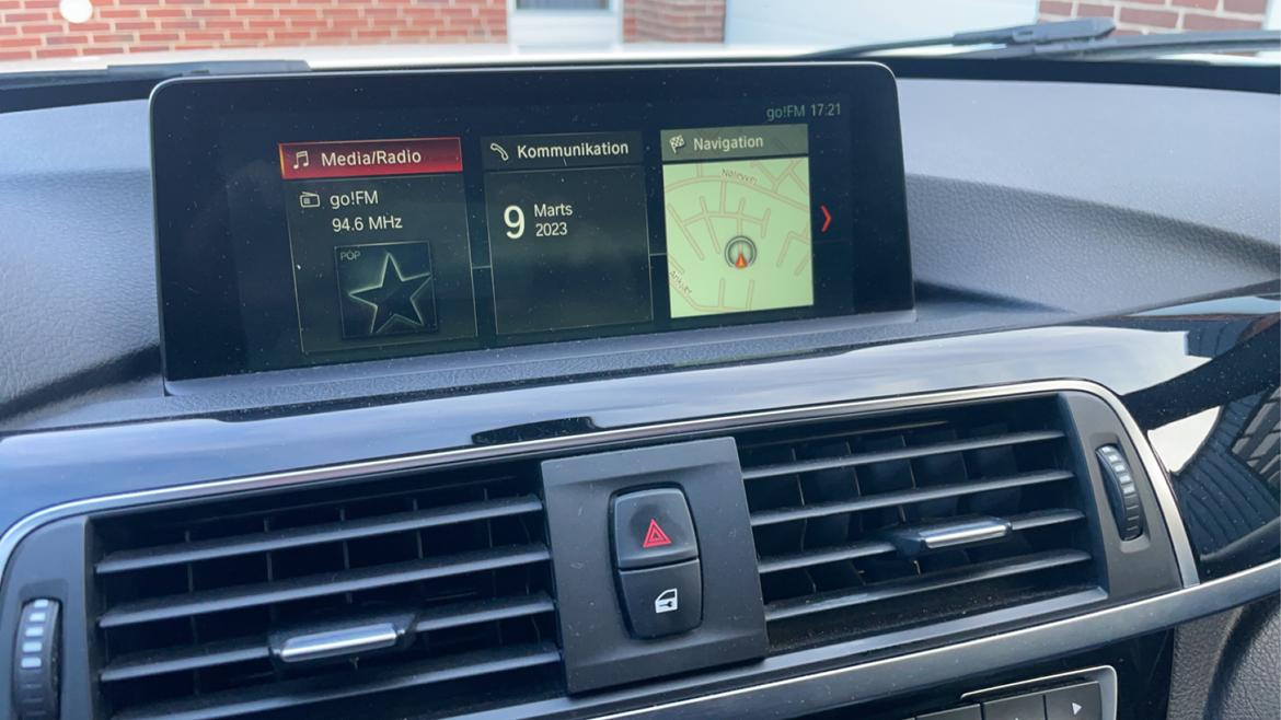 BMW 320D LCI (Solgt) billede 17