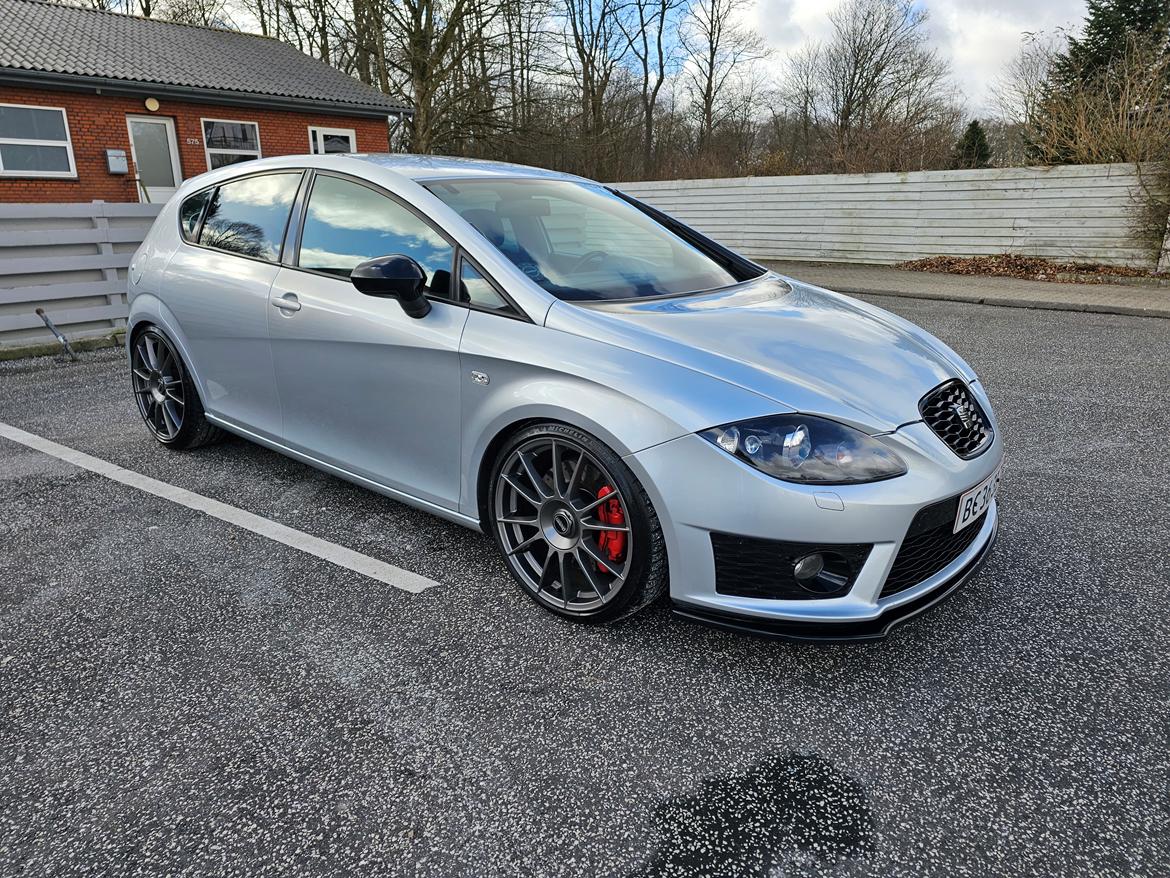 Seat Leon FR 2,0 tsi (TOTALSKADET) billede 1