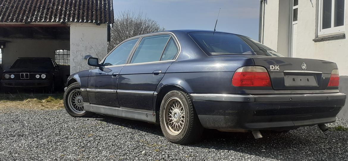 BMW E38 740iLA (Tidl. ministerbil) billede 1