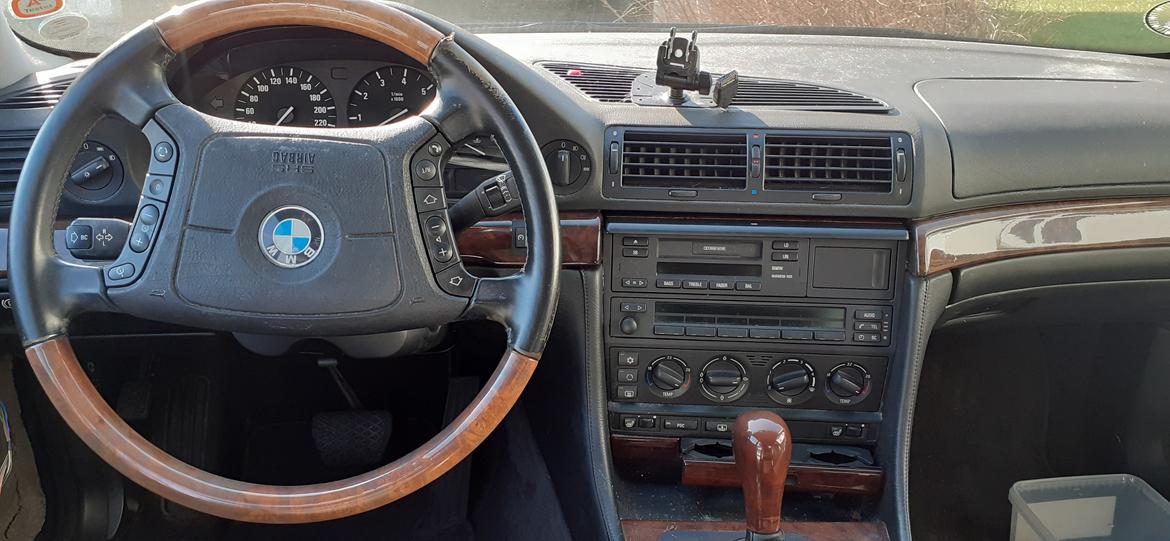 BMW E38 740iL (Tidl. ministerbil) billede 7