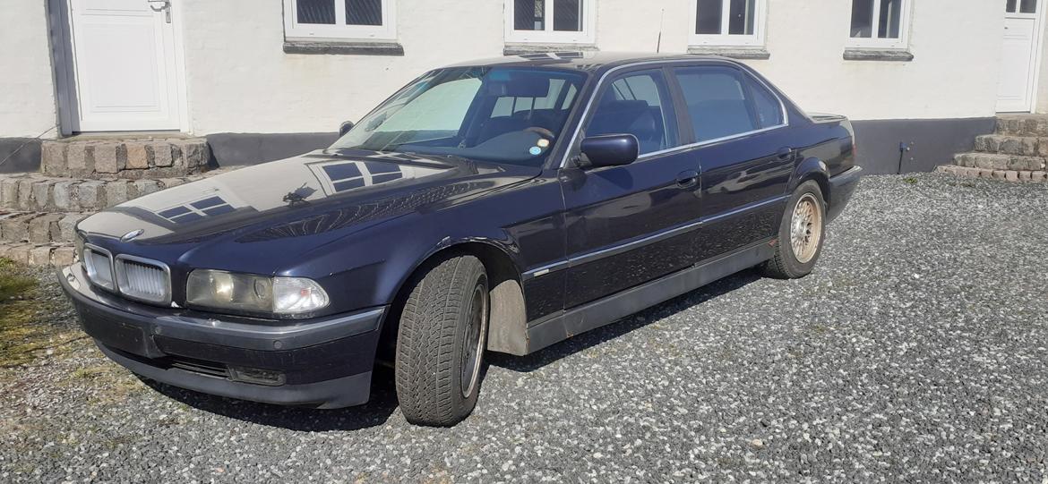 BMW E38 740iLA (Tidl. ministerbil) billede 11