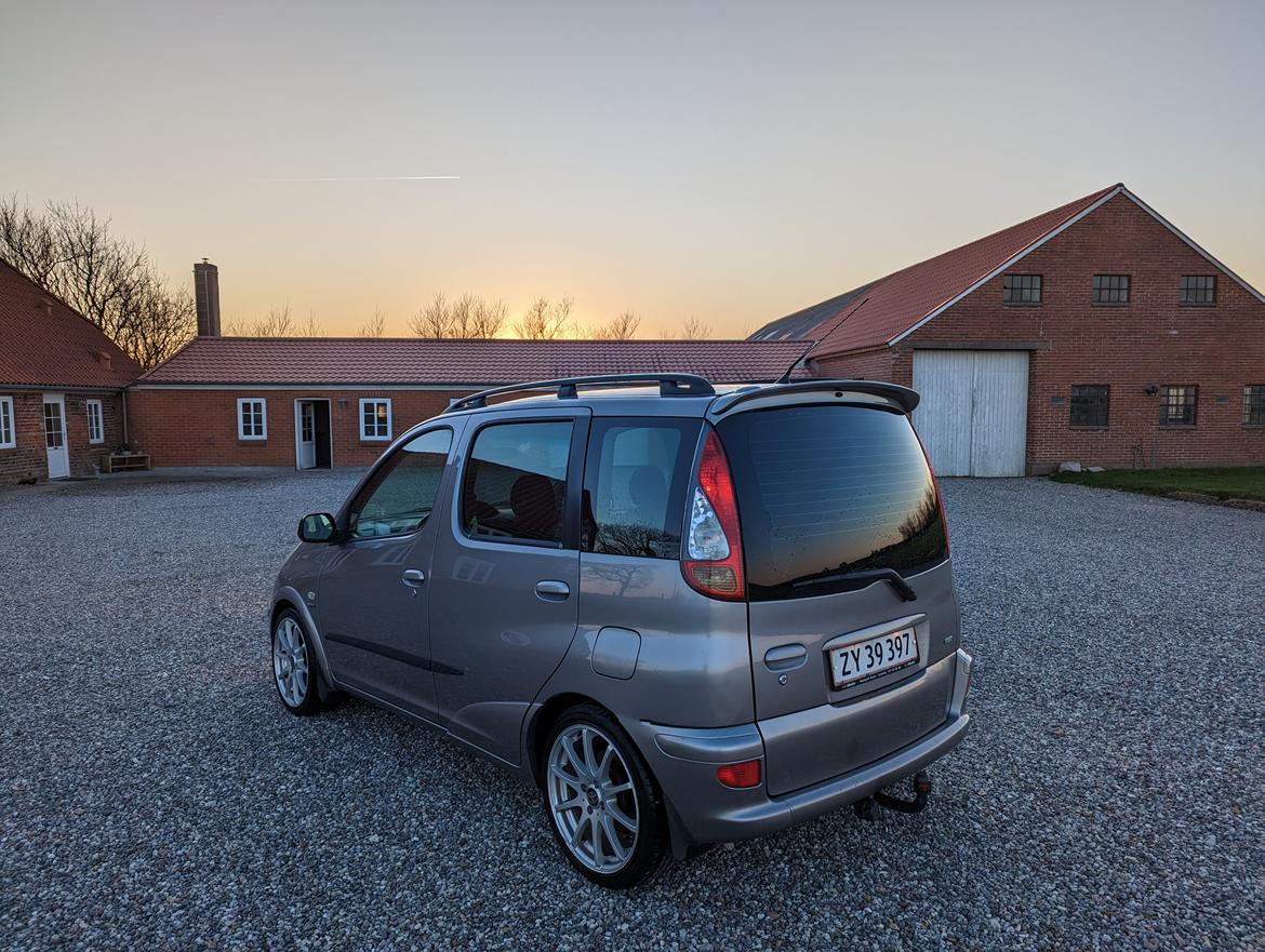 Toyota Yaris verso 1,5vvti sol billede 2