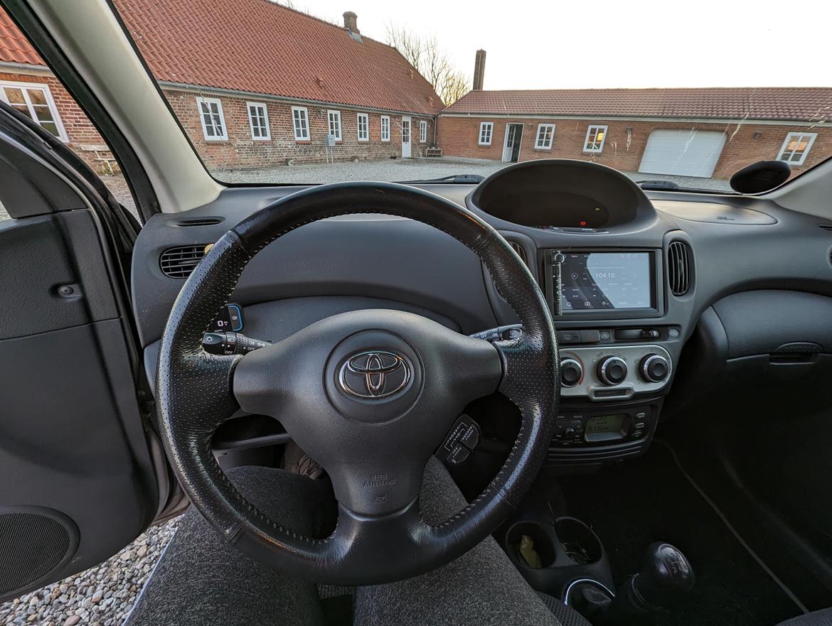 Toyota Yaris verso 1,5vvti sol billede 11