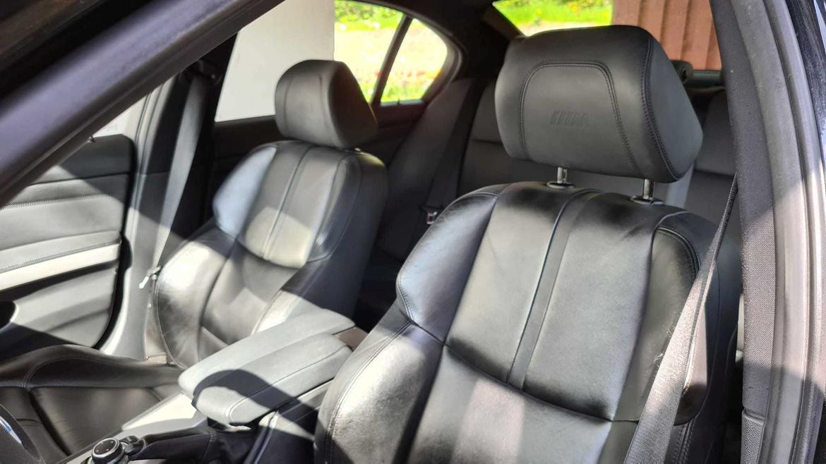 BMW 320d / E90 billede 9