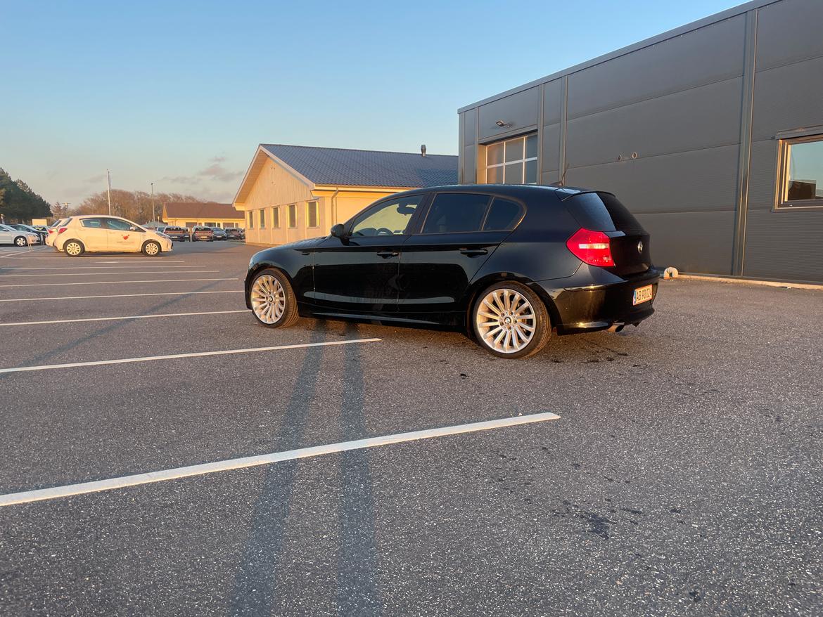 BMW 118D billede 5