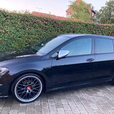 VW Golf 7 R-Line 