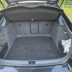 Skoda Oktavia 1,6 TDI Elegance SOLGT