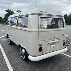 VW T2a Westfalia