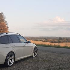 BMW E91 325d Touring M Sport Aut.