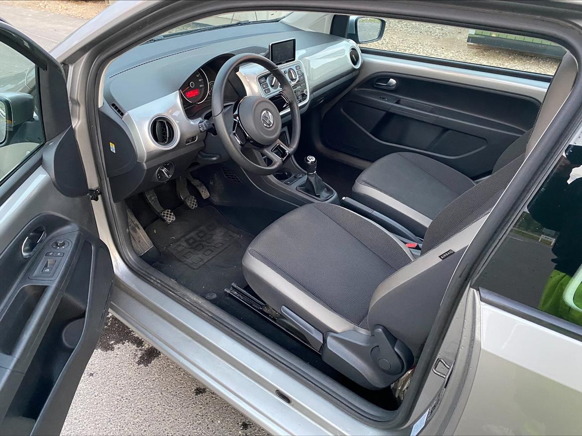 VW UP (High UP) Pendler Bil billede 9