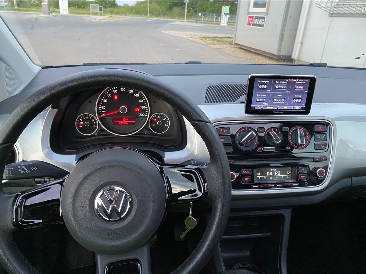 VW UP (High UP) Pendler Bil billede 8