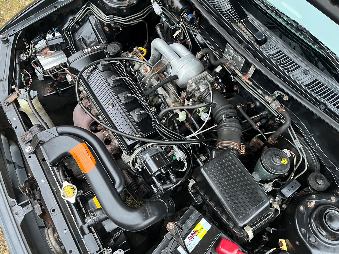 Toyota Starlet 1.3 16v - Lækkert med et rengjort Motorum billede 12
