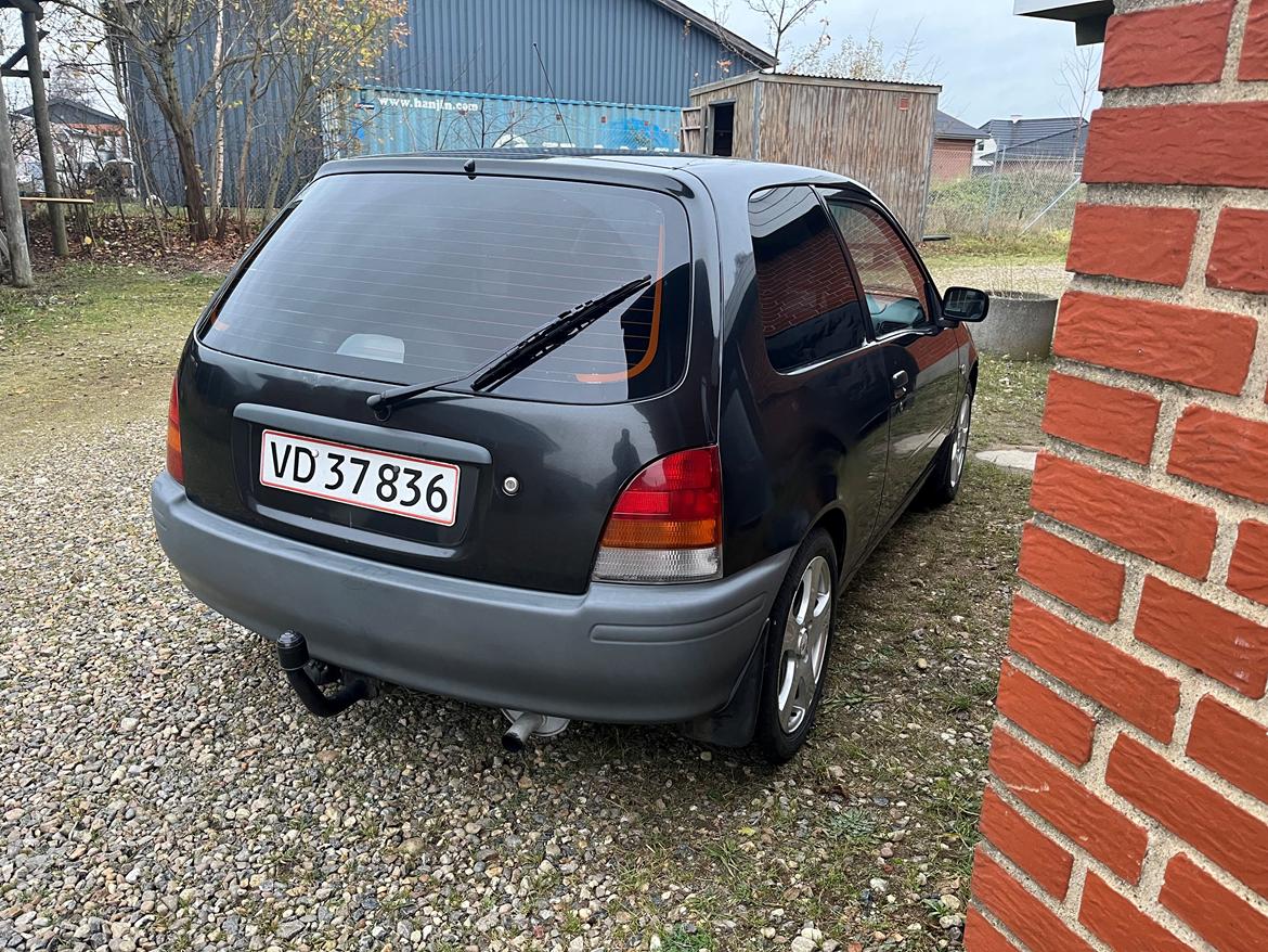 Toyota Starlet 1.3 16v billede 3