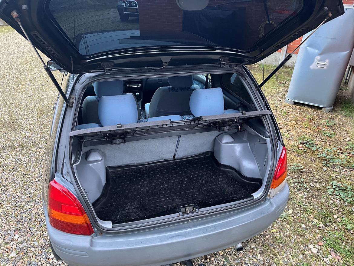 Toyota Starlet 1.3 16v billede 4