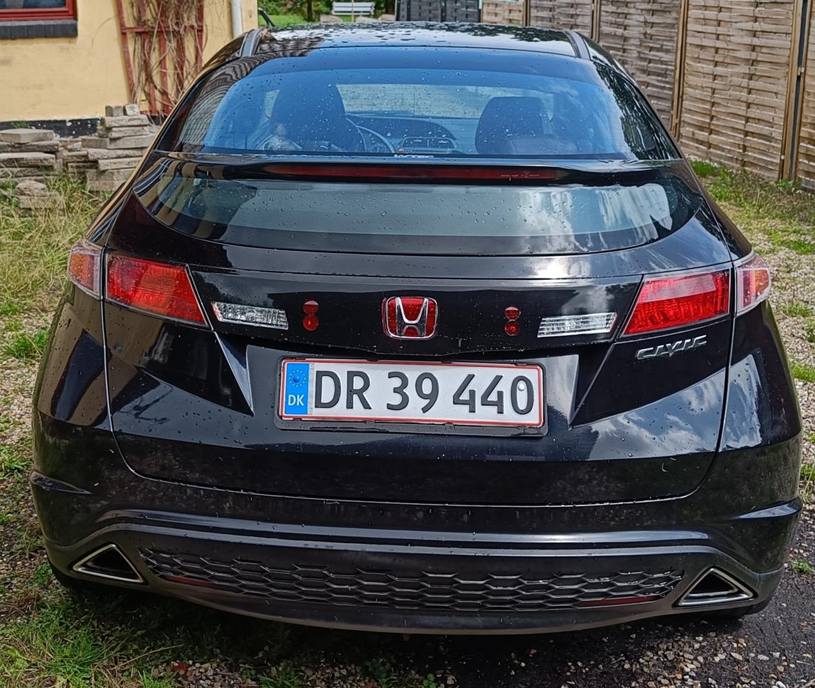 Honda Civic 1.8 Sport v-tec billede 1