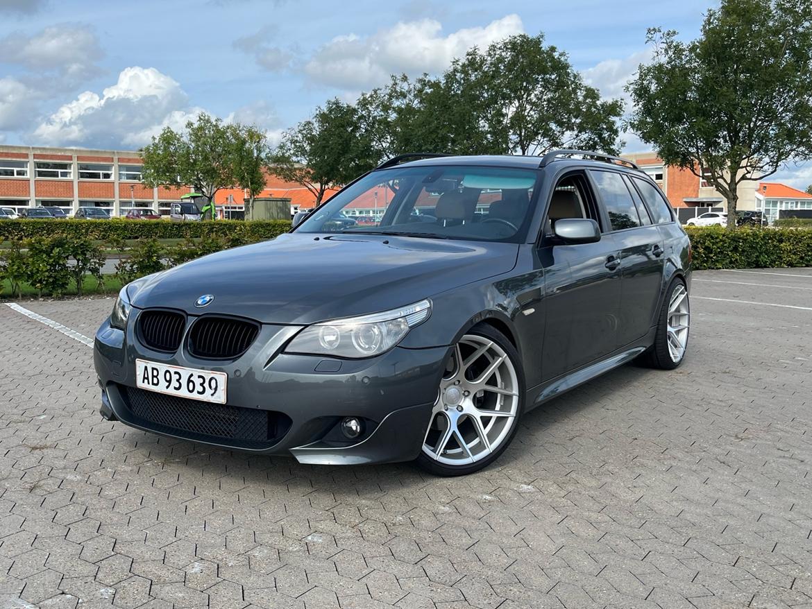 BMW E61 525i billede 1