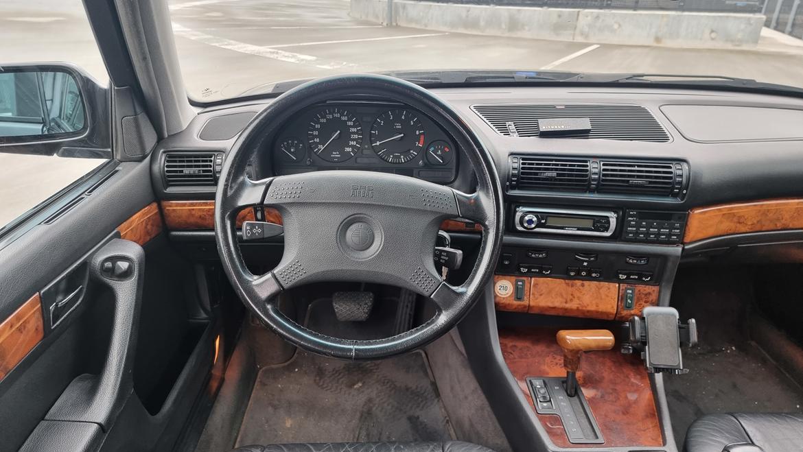 BMW 730i V8 E32 billede 14