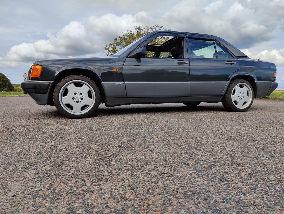 Mercedes Benz 190E 2.0 Benzin Sportline  billede 6