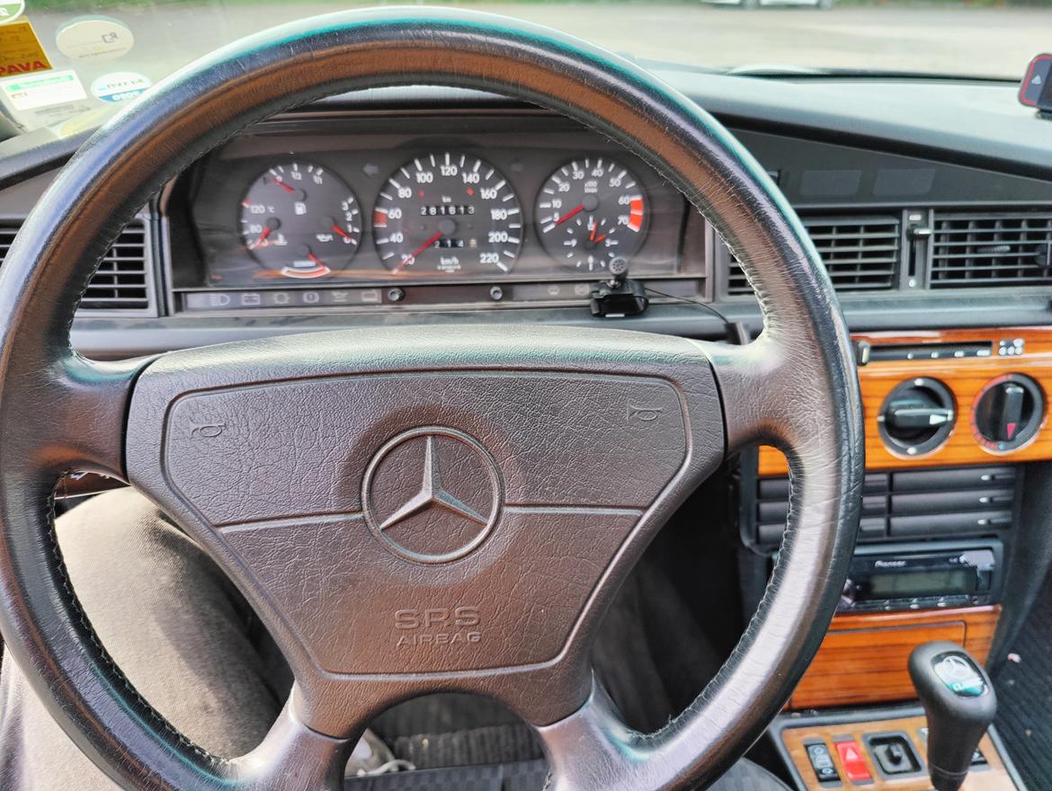 Mercedes Benz 190E 2.0 Benzin Sportline  billede 14